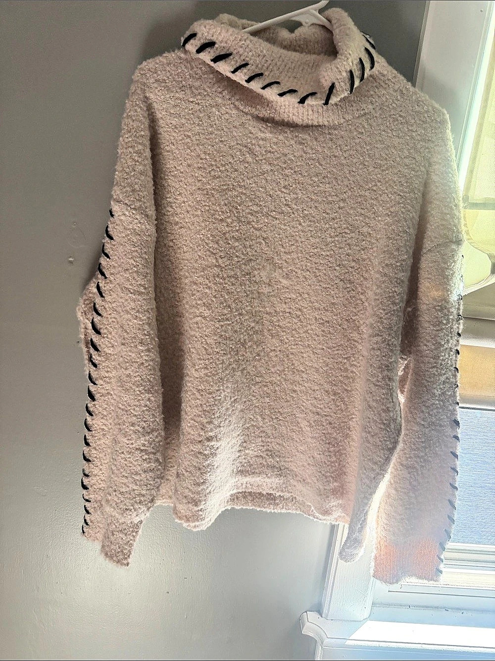 Women's Cowl Neck Sweater in Pink Like New